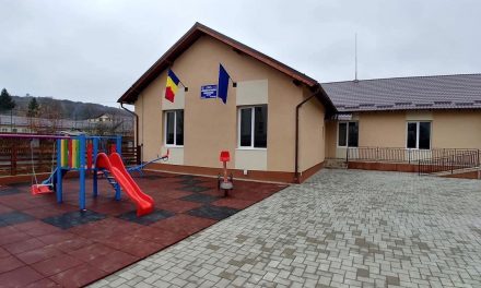 Vicepremierul României, în vizită la Căianu Mic, Căianu Mare și Dobric pentru inaugurarea a trei grădinițe noi – FOTO