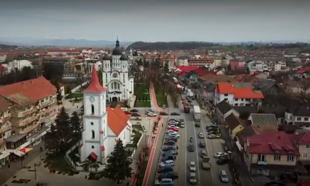 Imagini impresionante cu orașul Beclean văzut de sus, într-o filmare cu dedicație pentru beclenari – FOTO&VIDEO